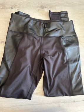 Splendid Black Faux-Leather Panel Leggings